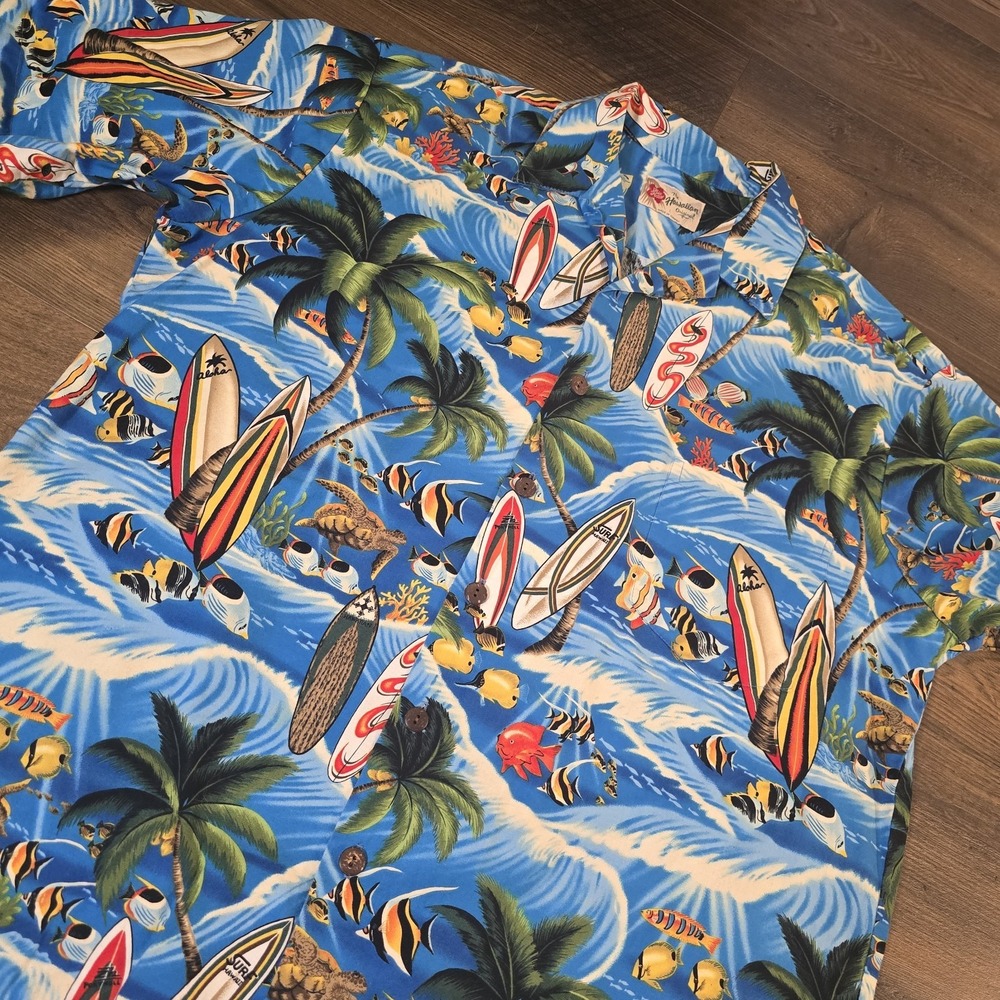 Hilo Hattie Shirt Mens L Blue Hawaiian Aloha Surfboard Fish Ocean Cotton